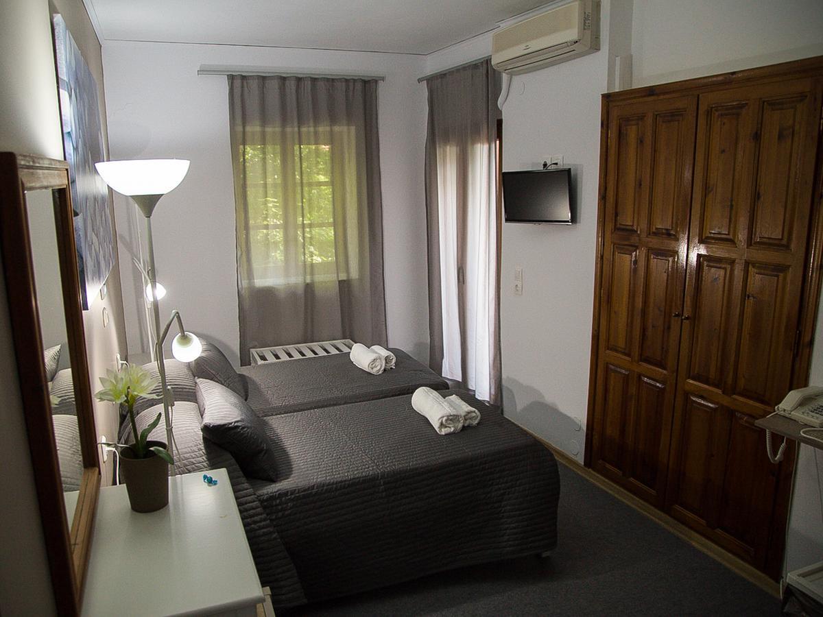 Olive Press Hotel & Apartments Mithimna Extérieur photo