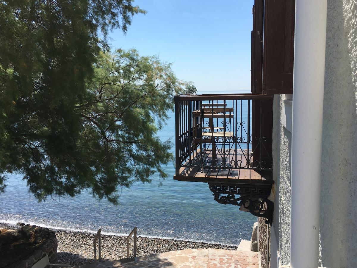 Olive Press Hotel & Apartments Mithimna Extérieur photo